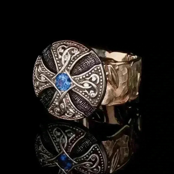 - 💥 Unisex Black Enamel Signet Ring Rose Gold Blue Fashion Ring, GPMB1486-7 - Picture 7 of 8
